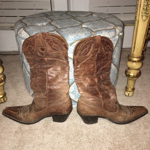 Steve Madden - Picture 1 of 8